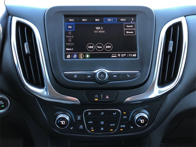 Chevrolet Equinox Vehicle Full-screen Gallery Image 22