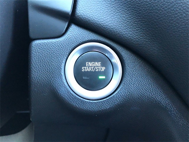 Chevrolet Equinox Vehicle Full-screen Gallery Image 25