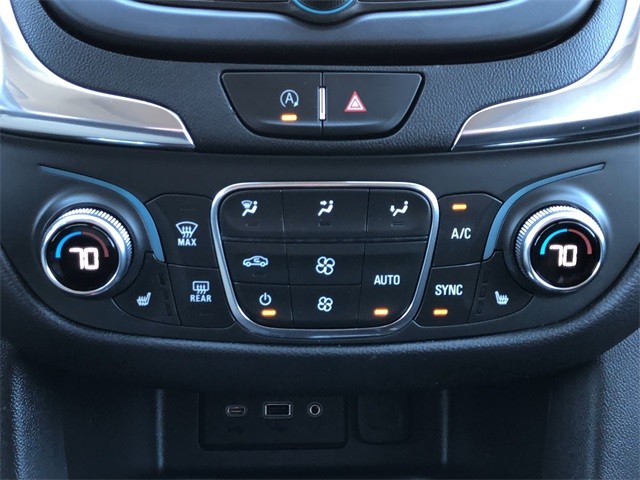 Chevrolet Equinox Vehicle Full-screen Gallery Image 27