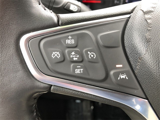 Chevrolet Equinox Vehicle Full-screen Gallery Image 9