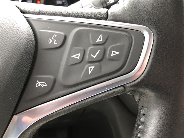 Chevrolet Equinox Vehicle Full-screen Gallery Image 19