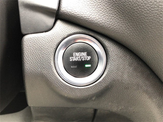 Chevrolet Equinox Vehicle Full-screen Gallery Image 25