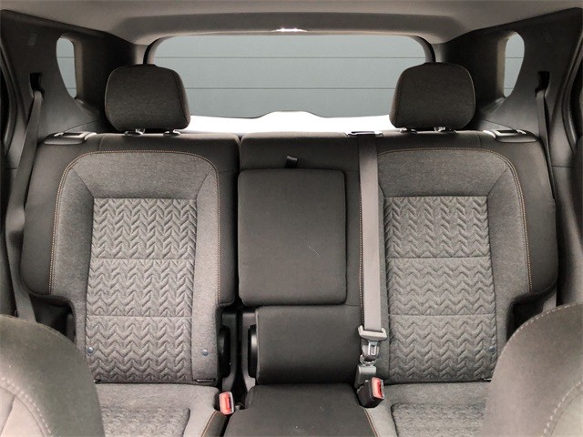 Chevrolet Equinox Vehicle Full-screen Gallery Image 30