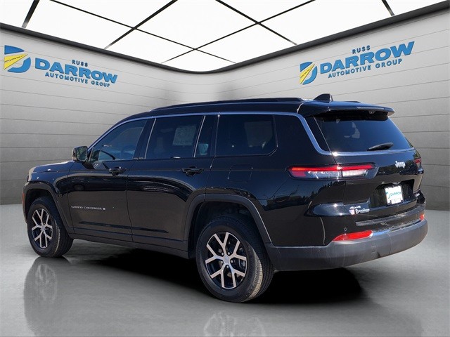 Jeep Grand Cherokee L Vehicle Full-screen Gallery Image 3