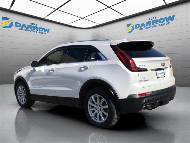 Cadillac XT4 Vehicle Full-screen Gallery Image 03