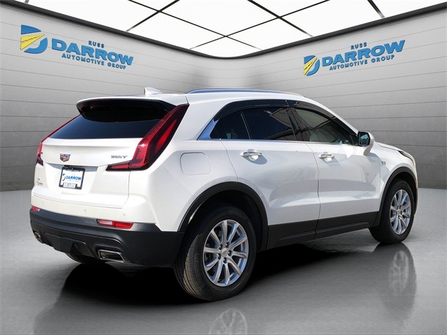 Cadillac XT4 Vehicle Full-screen Gallery Image 05