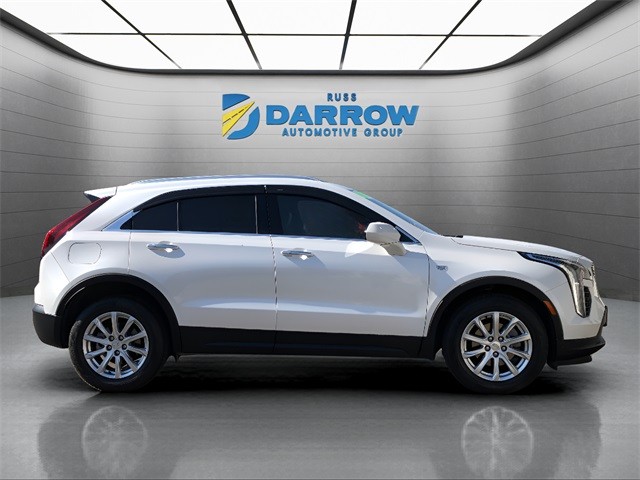 Cadillac XT4 Vehicle Full-screen Gallery Image 06