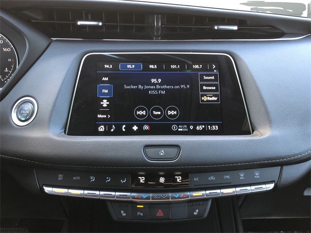 Cadillac XT4 Vehicle Full-screen Gallery Image 22