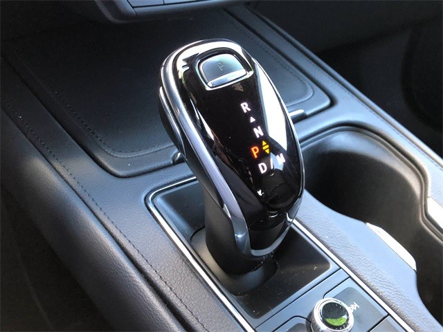 Cadillac XT4 Vehicle Full-screen Gallery Image 26