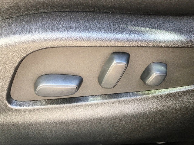 Cadillac XT4 Vehicle Full-screen Gallery Image 29