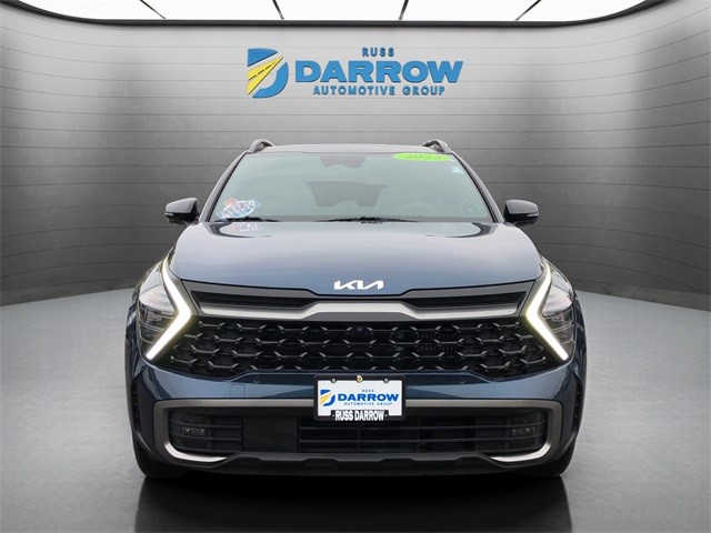 Kia Sportage Plug-In Hybrid Vehicle Full-screen Gallery Image 8