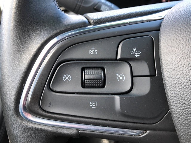 Buick Encore GX Vehicle Full-screen Gallery Image 09