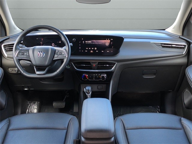 Buick Encore GX Vehicle Full-screen Gallery Image 12