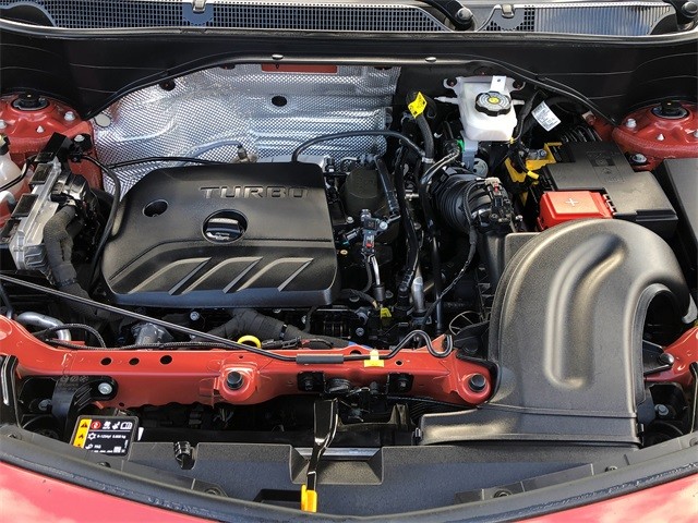 Buick Encore GX Vehicle Full-screen Gallery Image 18