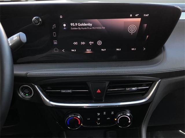 Buick Encore GX Vehicle Full-screen Gallery Image 20