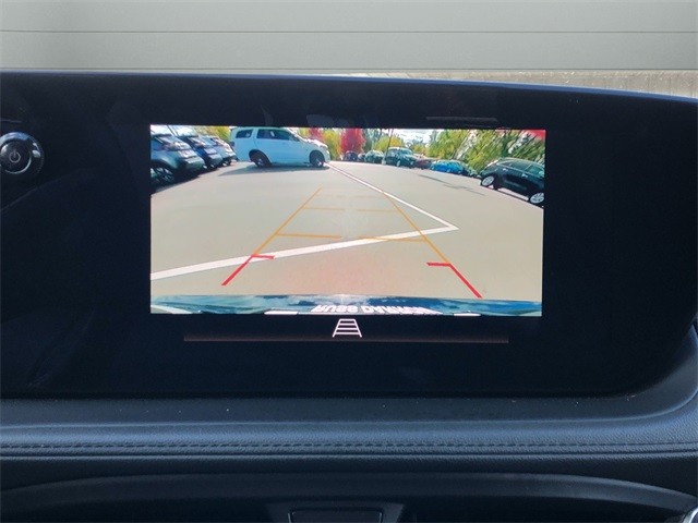 Buick Encore GX Vehicle Full-screen Gallery Image 22