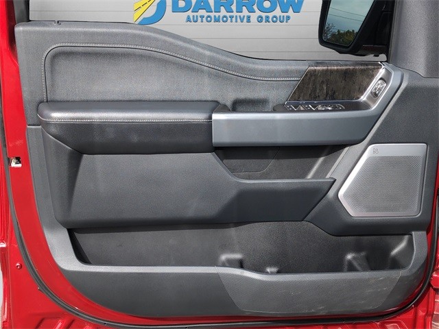 Ford F-150 Vehicle Full-screen Gallery Image 11