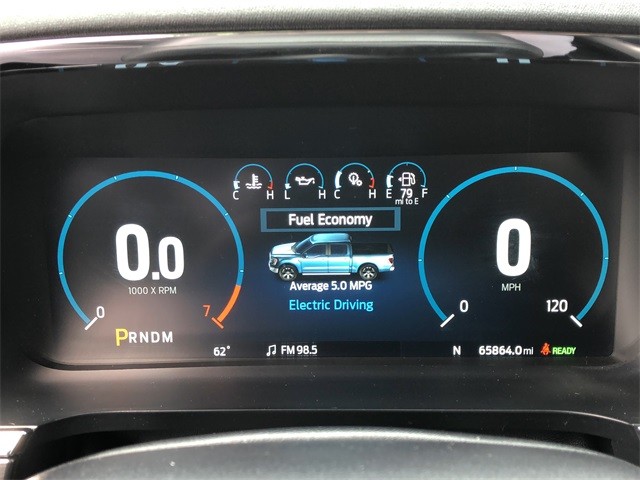 Ford F-150 Vehicle Full-screen Gallery Image 13