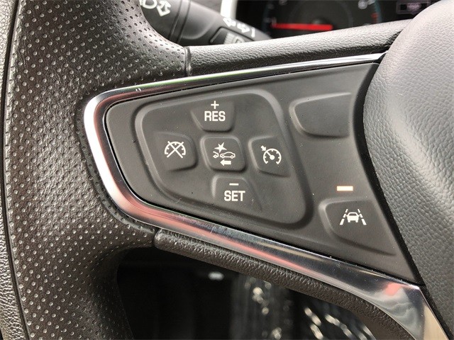 Chevrolet Malibu Vehicle Full-screen Gallery Image 09