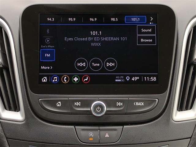 Chevrolet Malibu Vehicle Full-screen Gallery Image 21