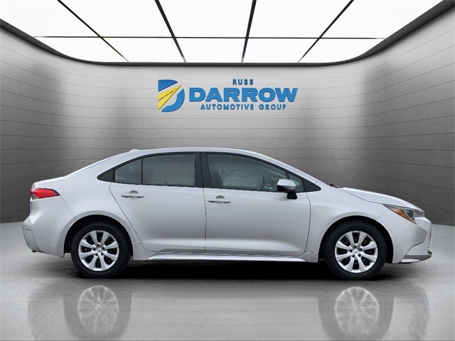 Toyota Corolla Vehicle Full-screen Gallery Image 6