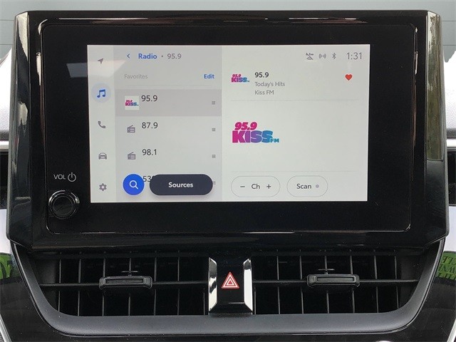 Toyota Corolla Vehicle Full-screen Gallery Image 22