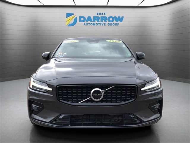 Volvo S60 Vehicle Full-screen Gallery Image 8