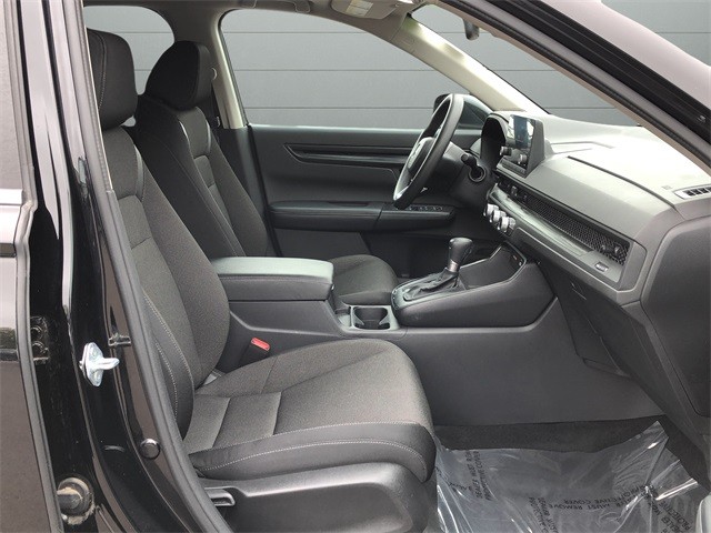 Honda CR-V Vehicle Full-screen Gallery Image 15