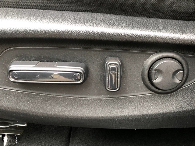 Honda CR-V Vehicle Full-screen Gallery Image 29