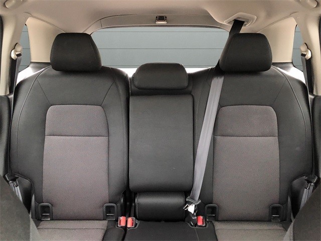 Honda CR-V Vehicle Full-screen Gallery Image 30