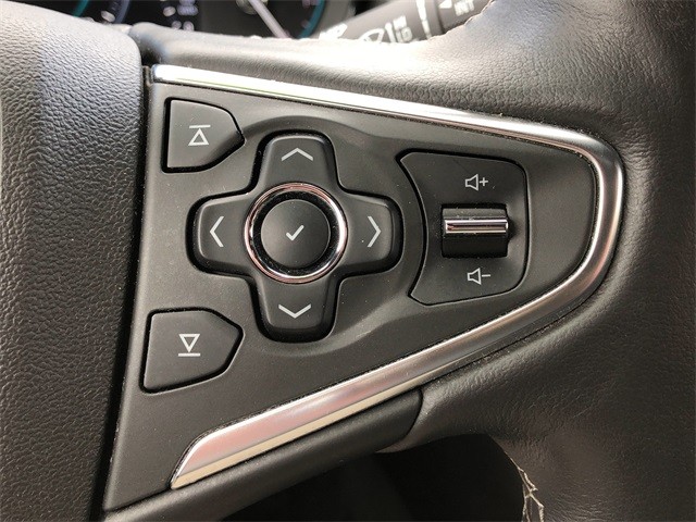 Buick Regal Vehicle Full-screen Gallery Image 19