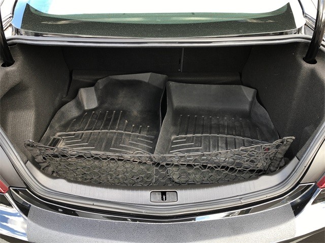 Buick Regal Vehicle Full-screen Gallery Image 28