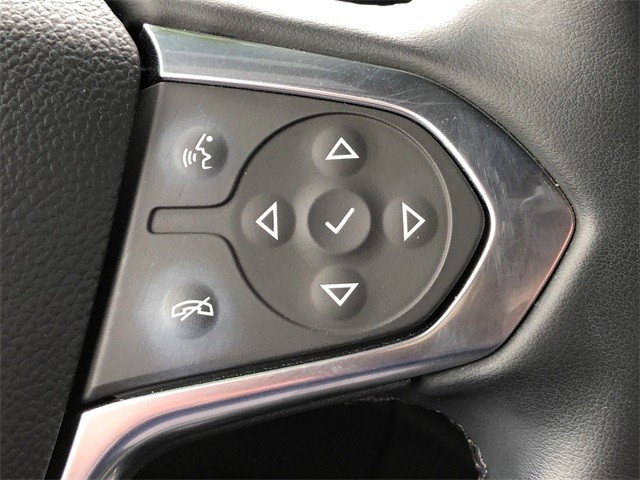 Chevrolet Traverse Vehicle Full-screen Gallery Image 18