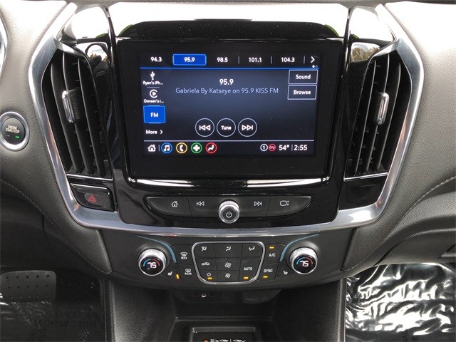 Chevrolet Traverse Vehicle Full-screen Gallery Image 21