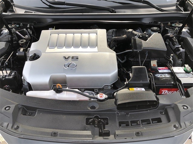 Lexus ES Vehicle Full-screen Gallery Image 19