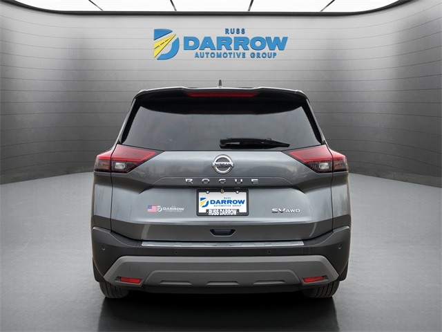 Nissan Rogue Vehicle Full-screen Gallery Image 4