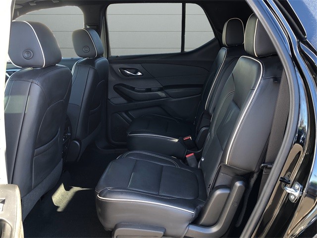 Chevrolet Traverse Vehicle Full-screen Gallery Image 17