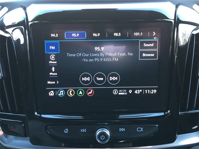 Chevrolet Traverse Vehicle Full-screen Gallery Image 23