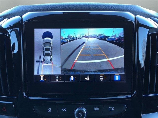 Chevrolet Traverse Vehicle Full-screen Gallery Image 24