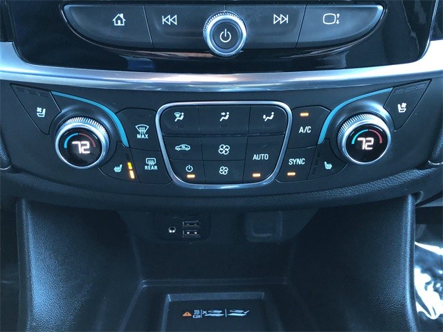 Chevrolet Traverse Vehicle Full-screen Gallery Image 27