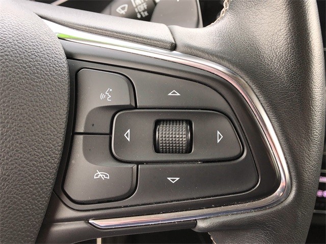 Buick Envision Vehicle Full-screen Gallery Image 18