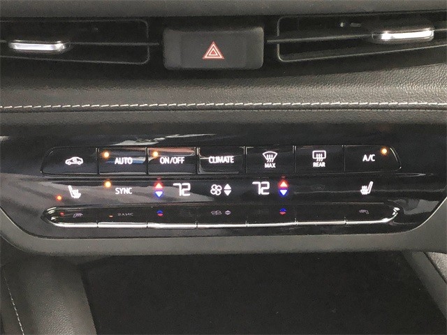 Buick Envision Vehicle Full-screen Gallery Image 26