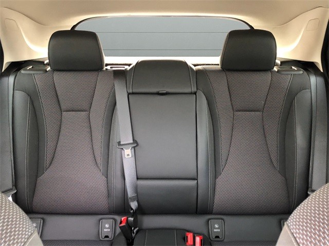 Buick Envision Vehicle Full-screen Gallery Image 29