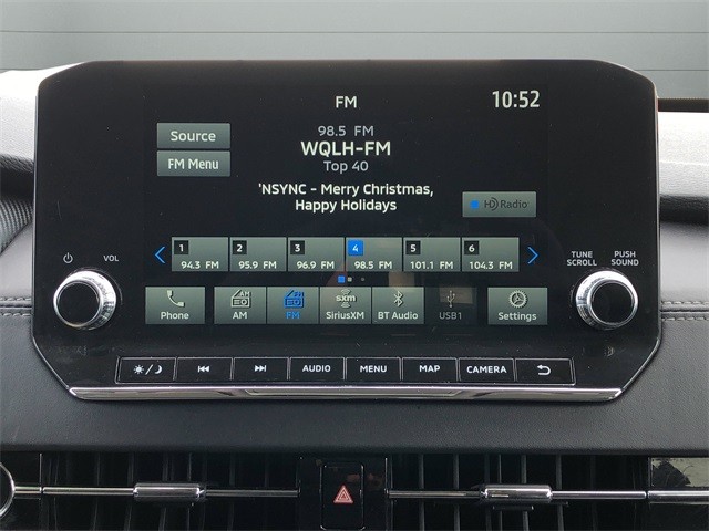 Mitsubishi Outlander Vehicle Full-screen Gallery Image 21