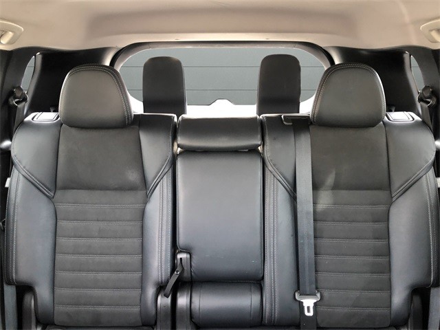 Mitsubishi Outlander Vehicle Full-screen Gallery Image 28