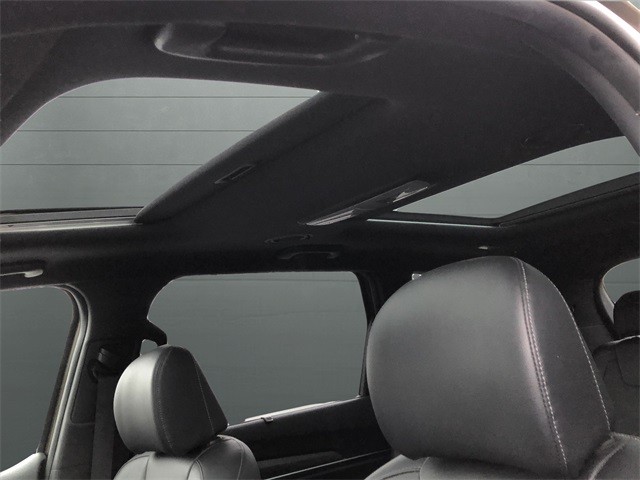 Kia Telluride Vehicle Full-screen Gallery Image 16