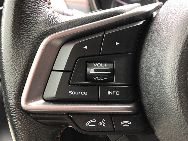 Subaru Crosstrek Vehicle Full-screen Gallery Image 9