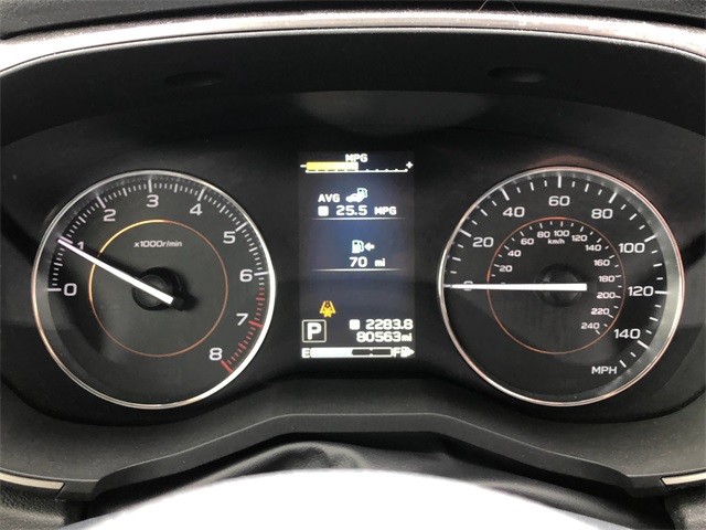 Subaru Crosstrek Vehicle Full-screen Gallery Image 13