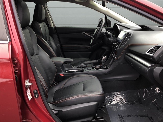 Subaru Crosstrek Vehicle Full-screen Gallery Image 15