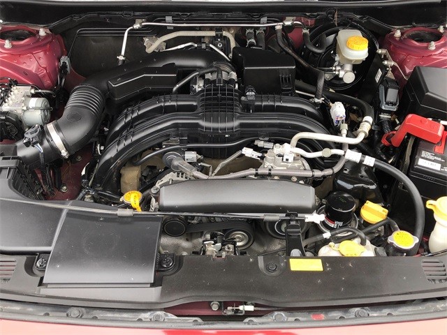 Subaru Crosstrek Vehicle Full-screen Gallery Image 19